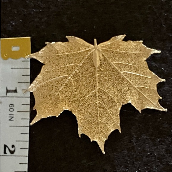 Gold leaf - Picture 5 of 6